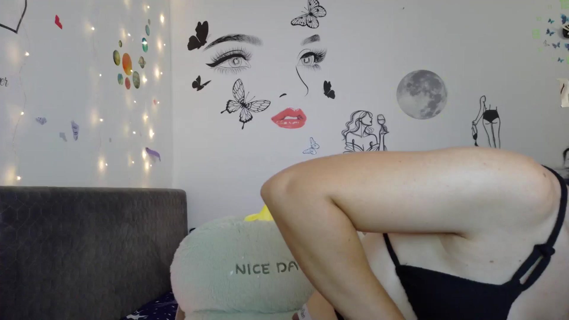 Gallery image thumbnail from YreneA's myfreecams stream on, 07/16/2025, 07:07 image 20 of 20