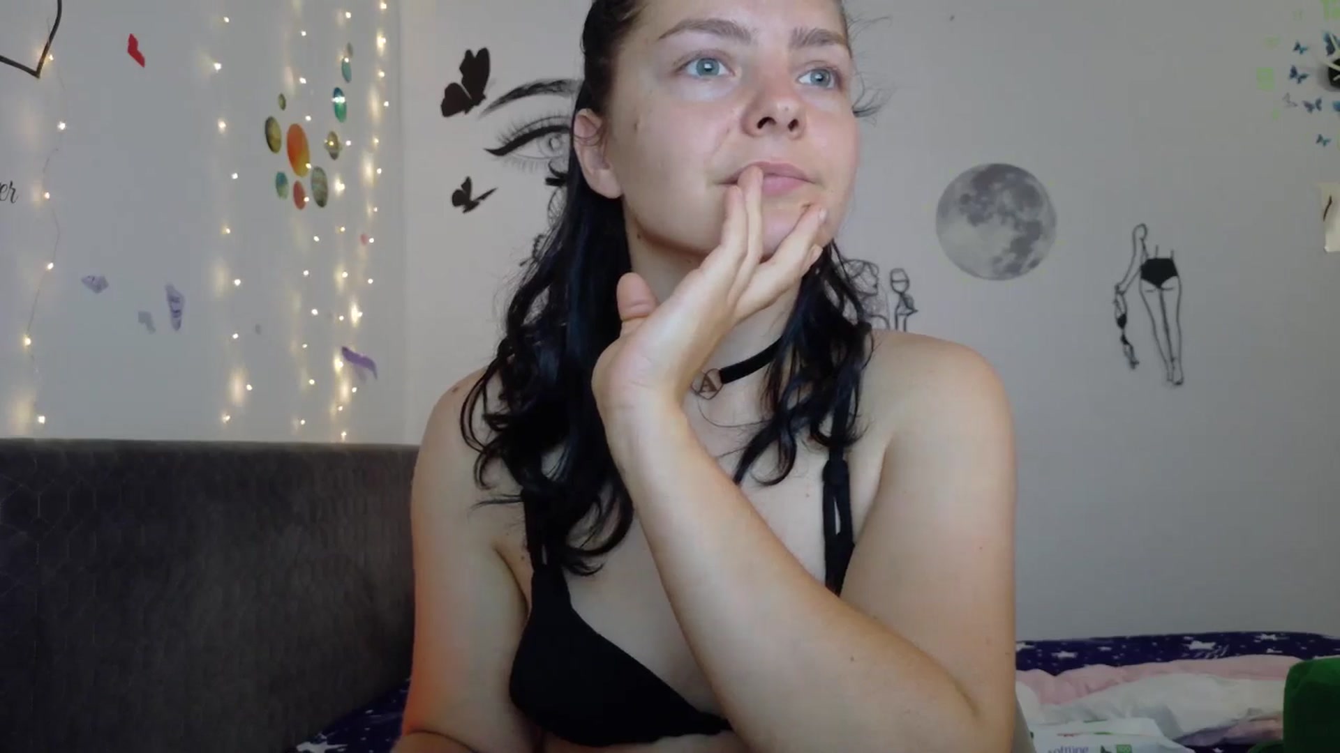 Gallery image thumbnail from YreneA's myfreecams stream on, 07/16/2025, 07:07 image 5 of 20