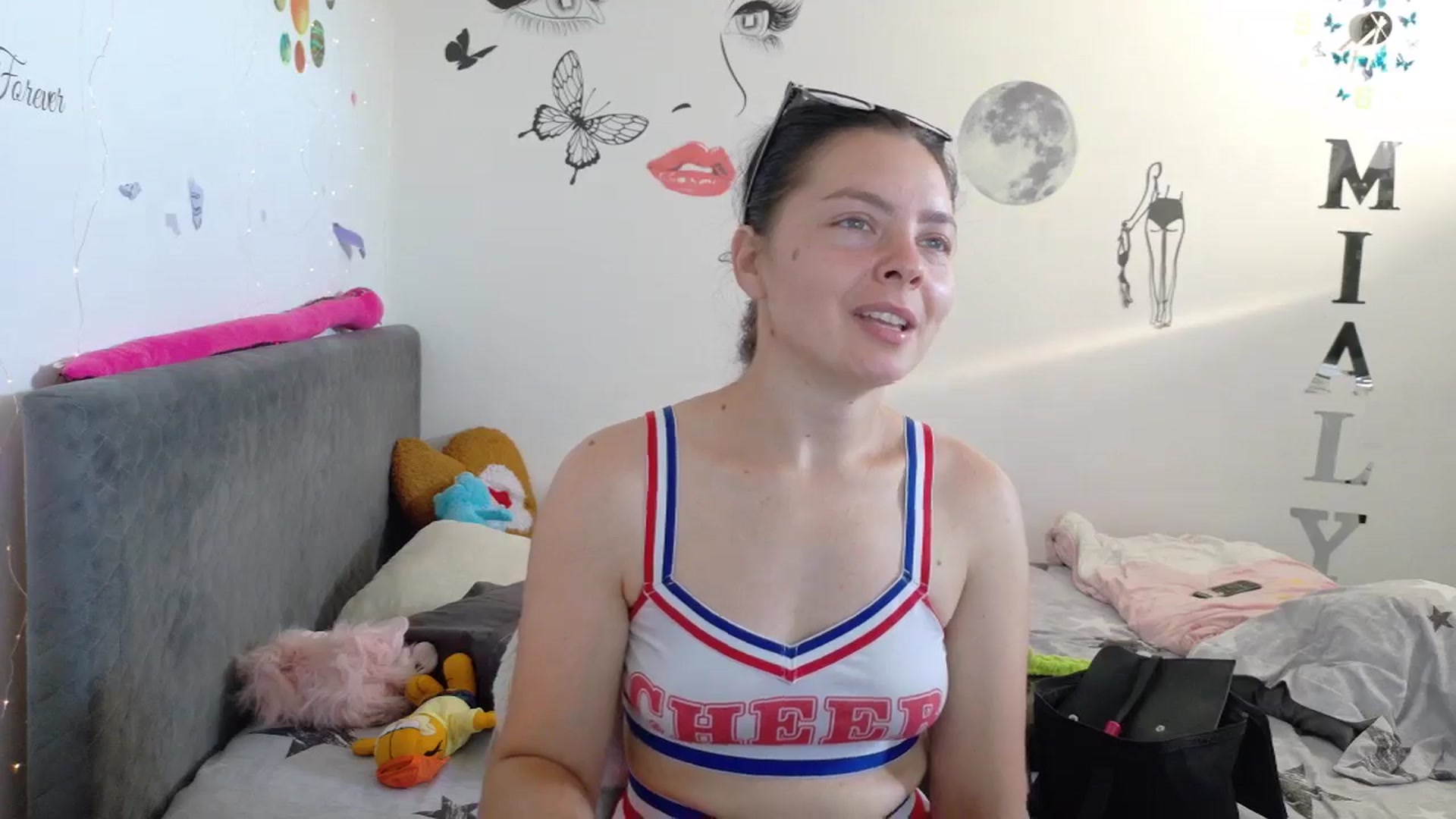 Gallery image thumbnail from YreneA's myfreecams stream on, 07/19/2025, 05:10 image 13 of 20