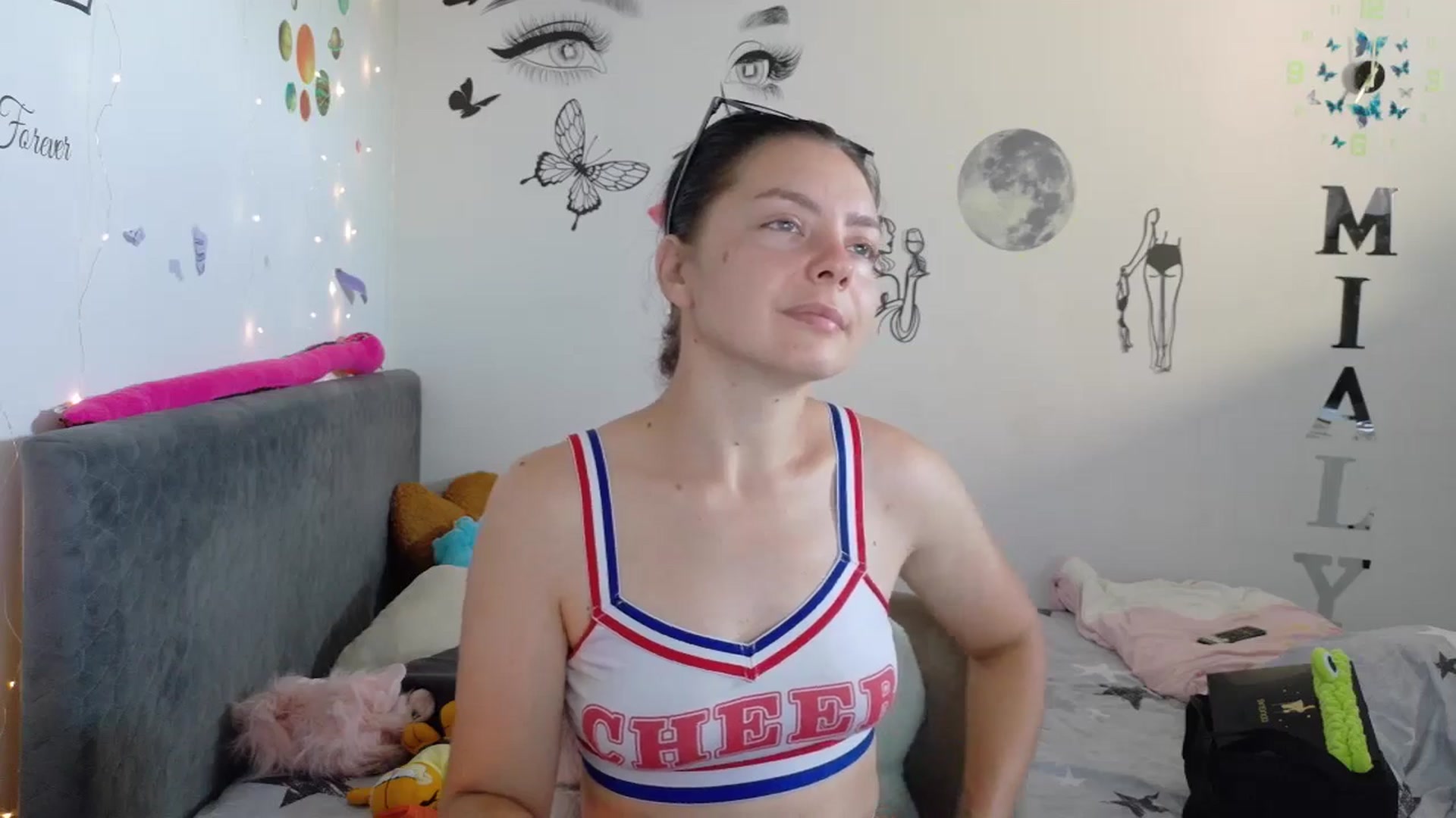 Gallery image thumbnail from YreneA's myfreecams stream on, 07/19/2025, 05:10 image 6 of 20