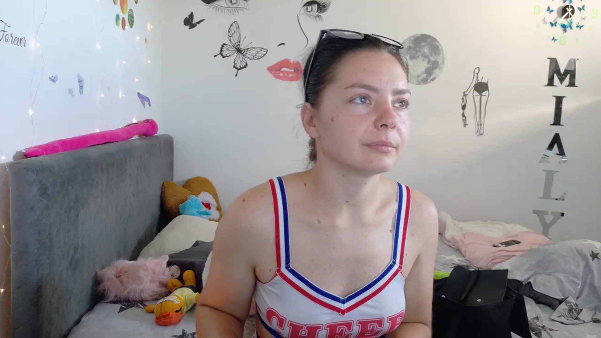 Gallery image thumbnail from YreneA's myfreecams stream on, 07/19/2025, 05:10 image 11 of 20