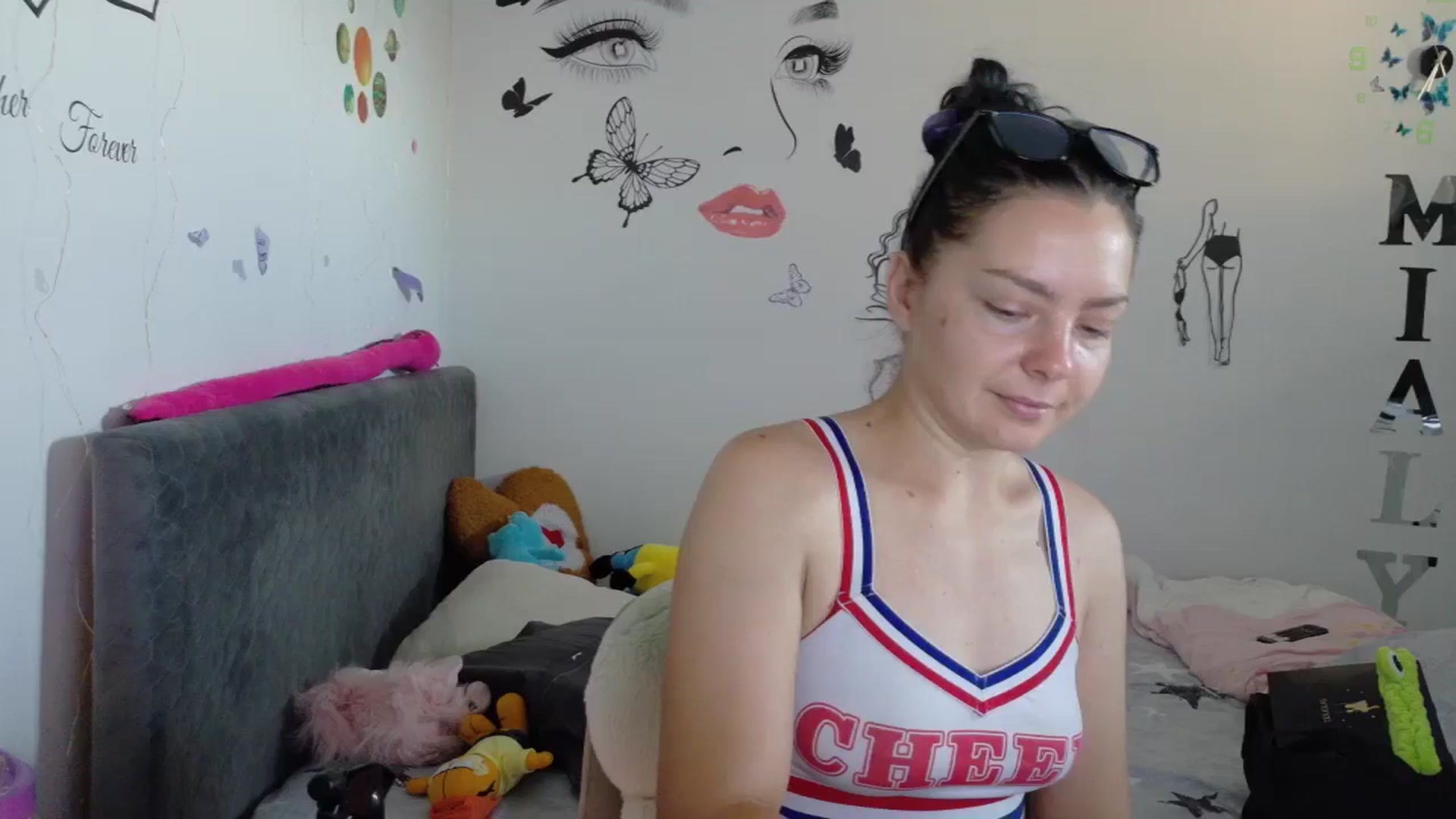 Gallery image thumbnail from YreneA's myfreecams stream on, 07/19/2025, 05:10 image 1 of 20