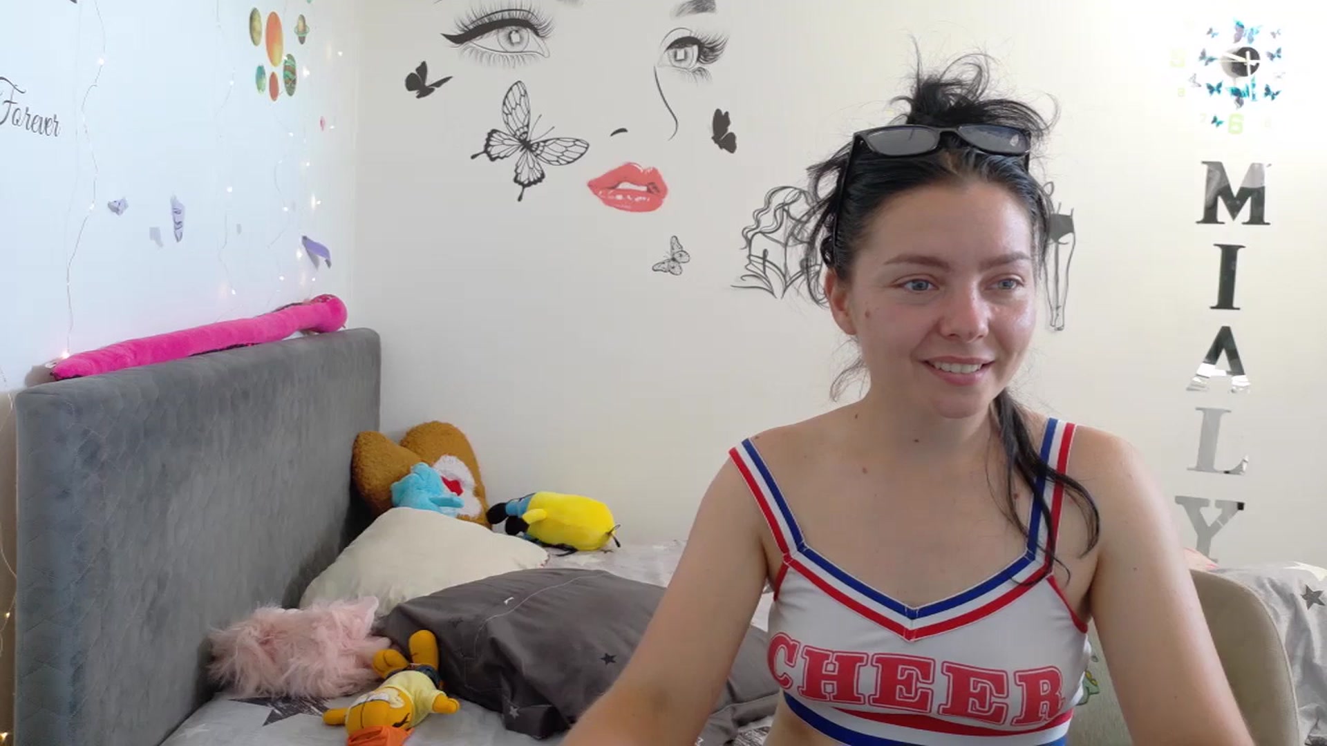 Gallery image thumbnail from YreneA's myfreecams stream on, 07/19/2025, 06:41 image 18 of 20