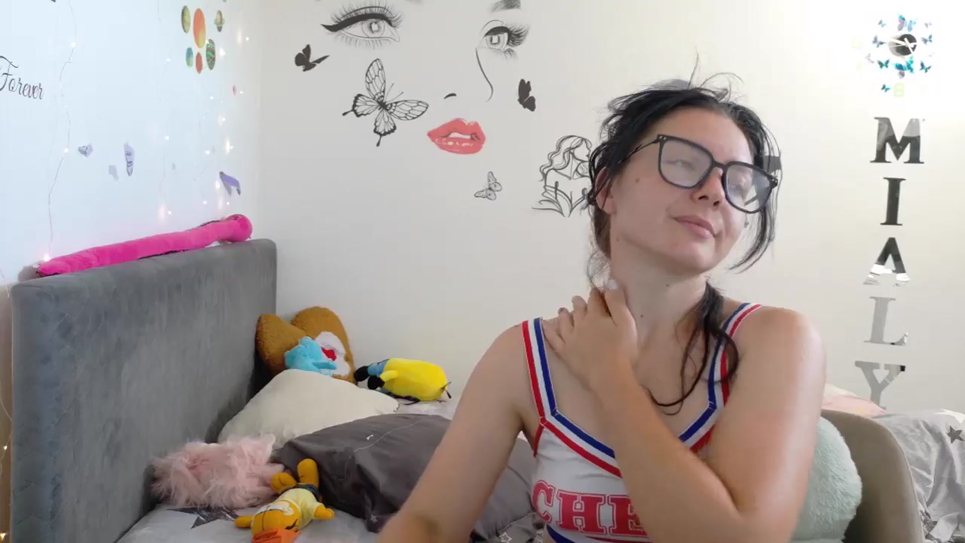 Gallery image thumbnail from YreneA's myfreecams stream on, 07/19/2025, 06:41 image 17 of 20