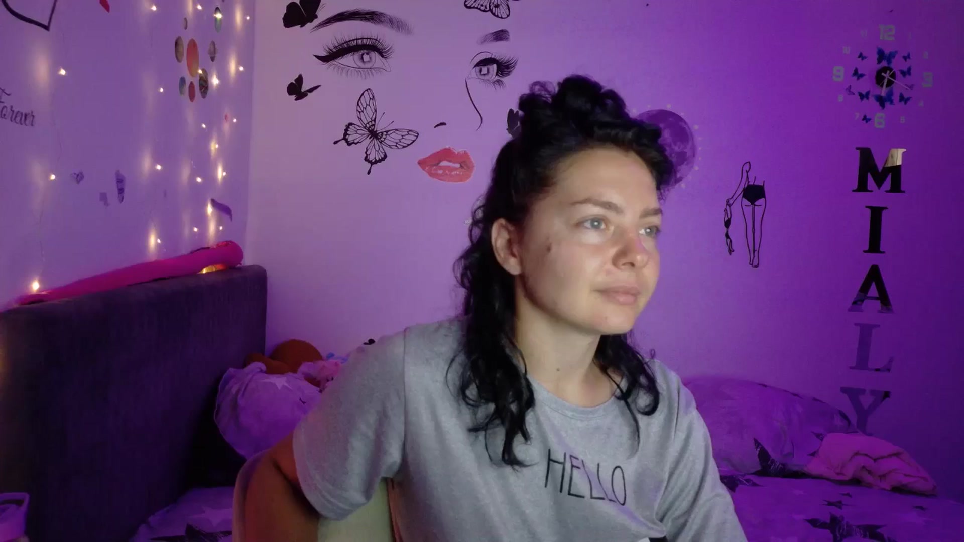 Gallery image thumbnail from YreneA's myfreecams stream on, 07/22/2025, 04:41 image 1 of 20