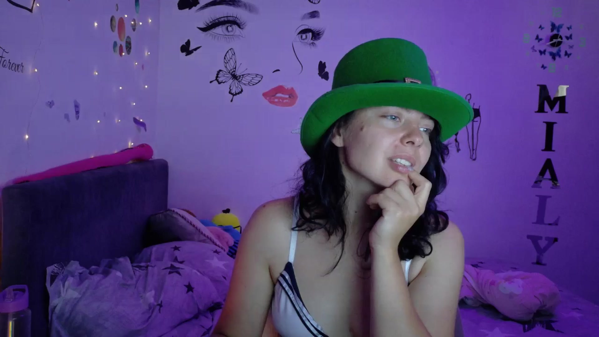 Gallery image thumbnail from YreneA's myfreecams stream on, 07/23/2025, 05:20 image 20 of 20