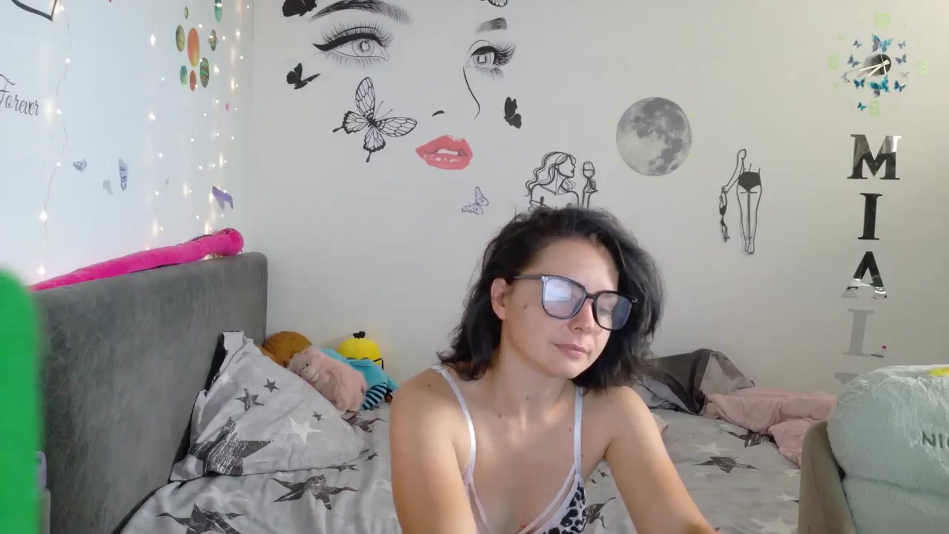 Gallery image thumbnail from YreneA's myfreecams stream on, 07/24/2025, 05:07 image 3 of 20