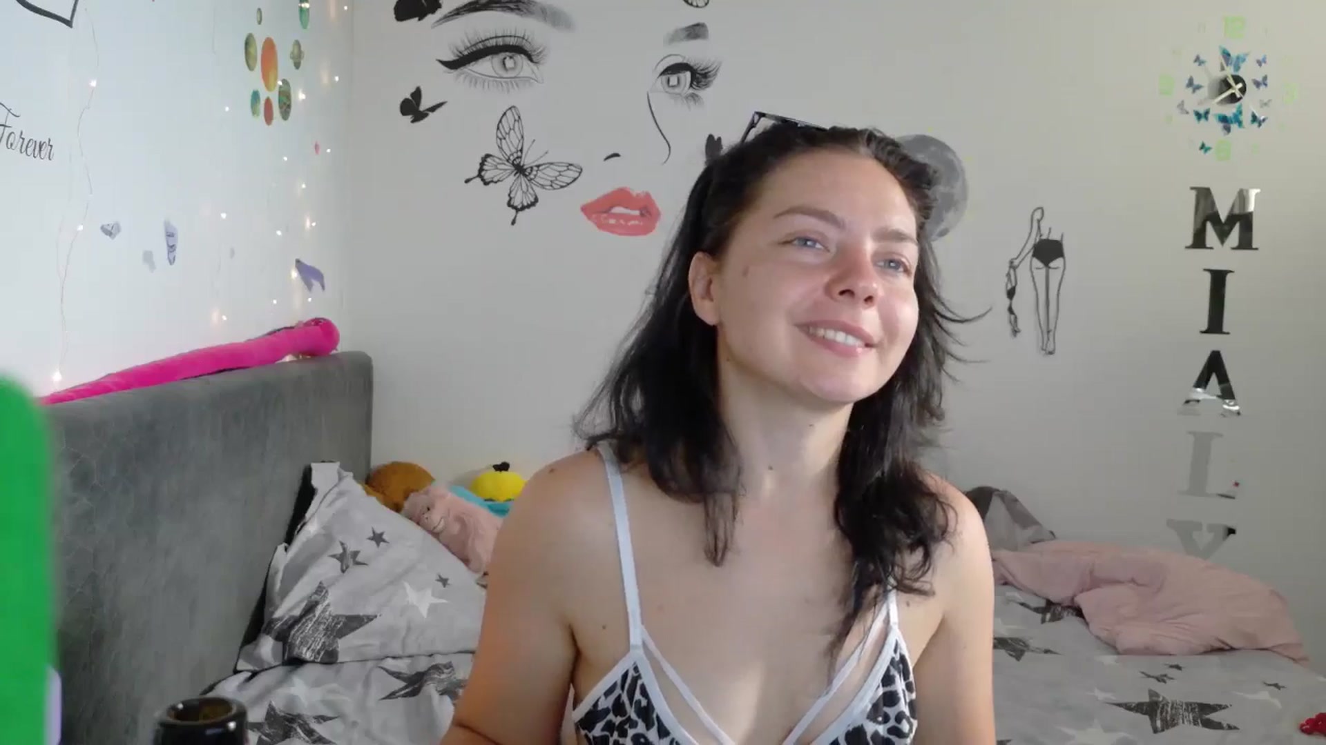 Gallery image thumbnail from YreneA's myfreecams stream on, 07/24/2025, 05:07 image 12 of 20