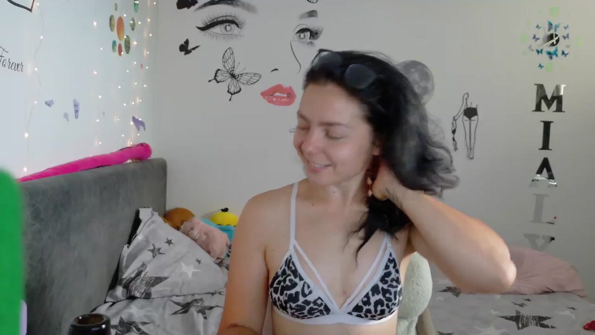 Gallery image thumbnail from YreneA's myfreecams stream on, 07/24/2025, 05:07 image 14 of 20