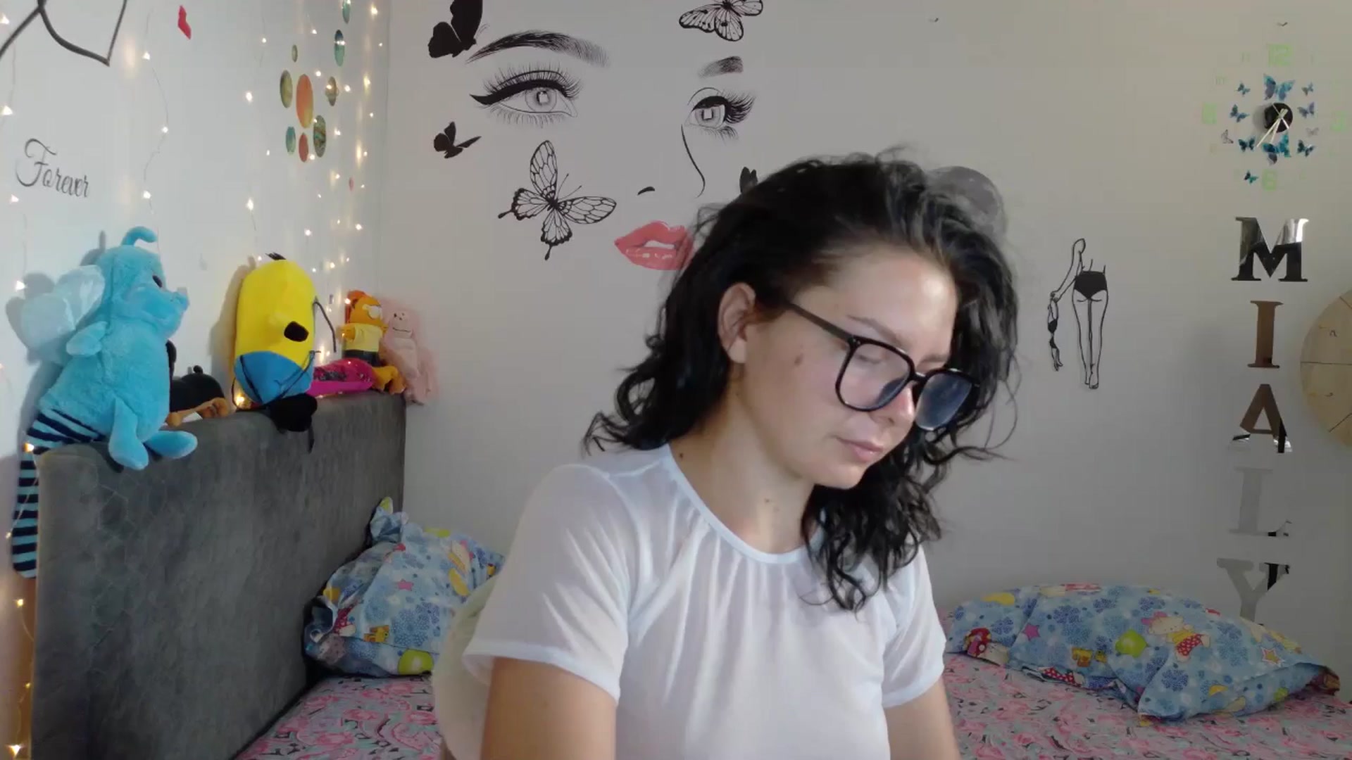 Gallery image thumbnail from YreneA's myfreecams stream on, 07/29/2025, 04:34 image 4 of 20