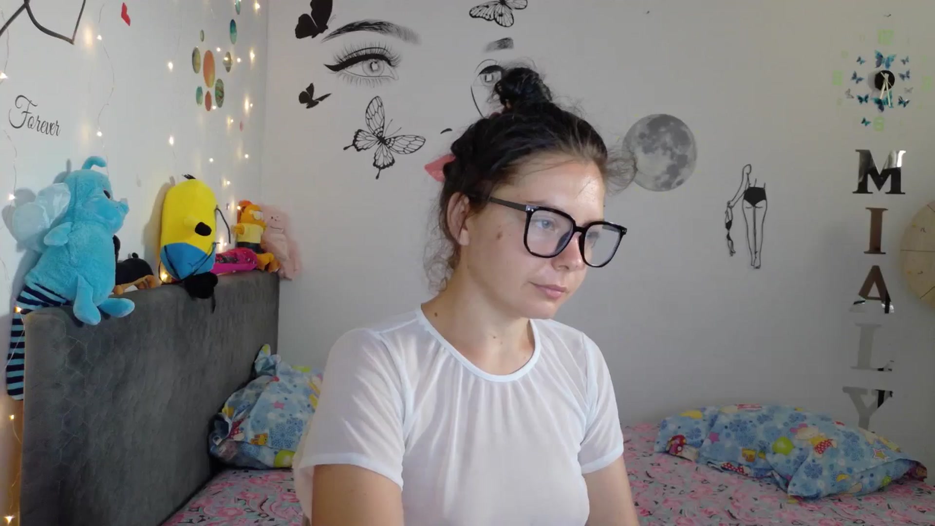 Gallery image thumbnail from YreneA's myfreecams stream on, 07/29/2025, 04:34 image 2 of 20