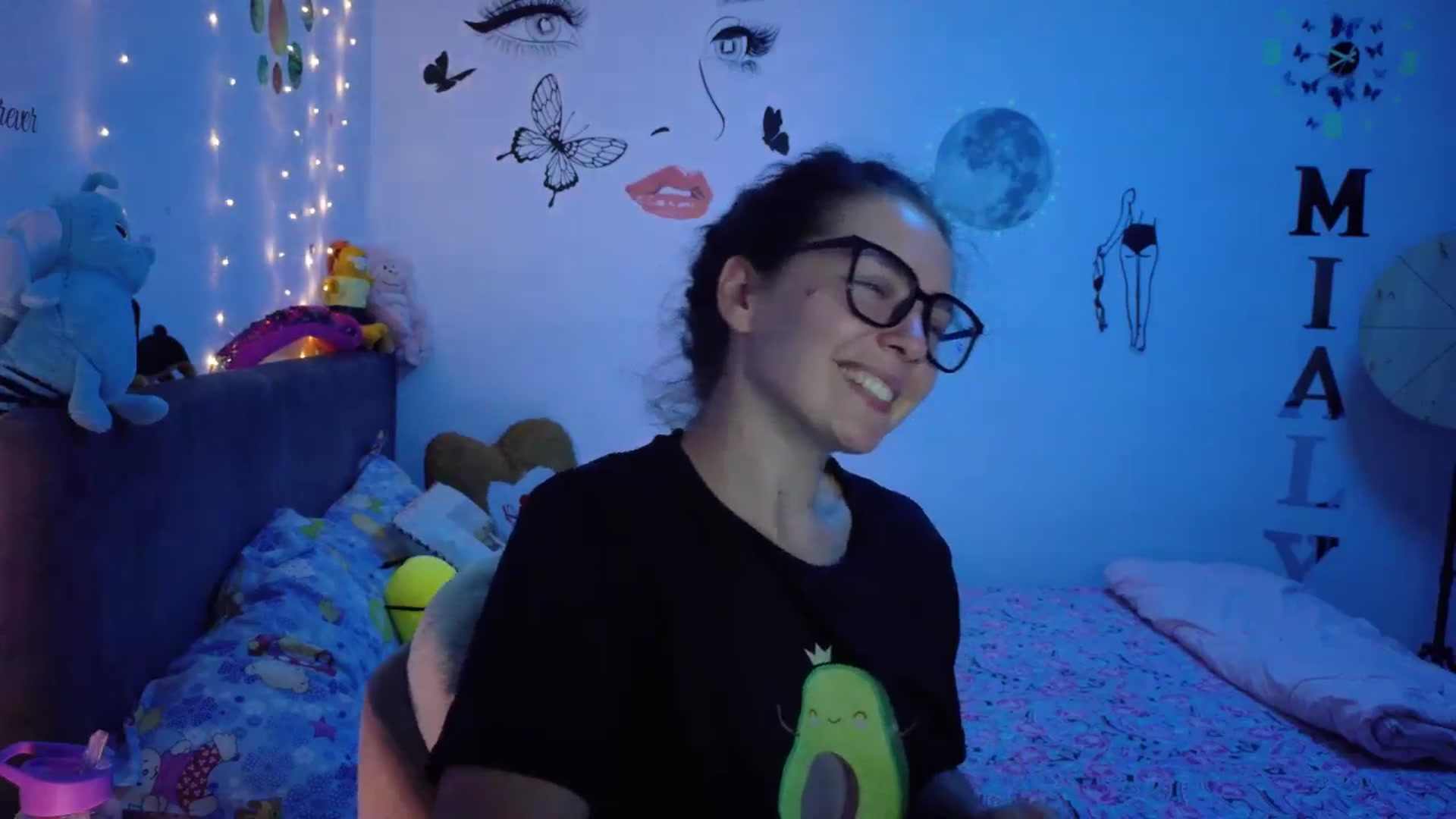 Gallery image thumbnail from YreneA's myfreecams stream on, 07/29/2025, 19:04 image 14 of 20