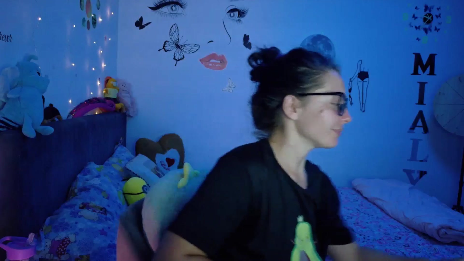 Gallery image thumbnail from YreneA's myfreecams stream on, 07/29/2025, 19:04 image 13 of 20