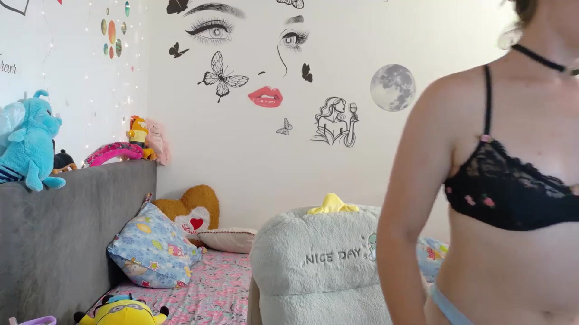 Gallery image thumbnail from YreneA's myfreecams stream on, 07/30/2025, 06:00 image 9 of 20