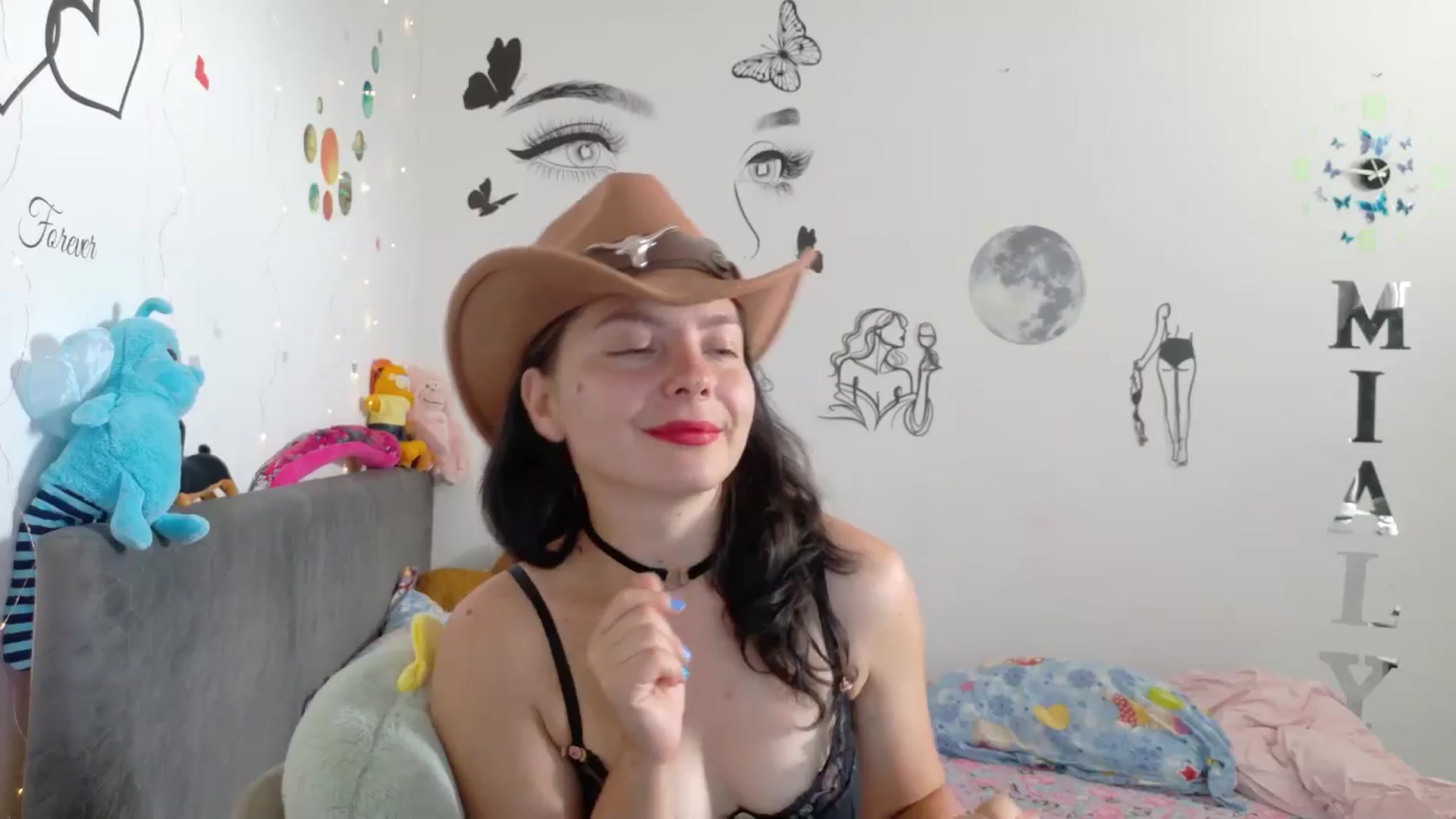 Gallery image thumbnail from YreneA's myfreecams stream on, 07/30/2025, 06:12 image 14 of 20