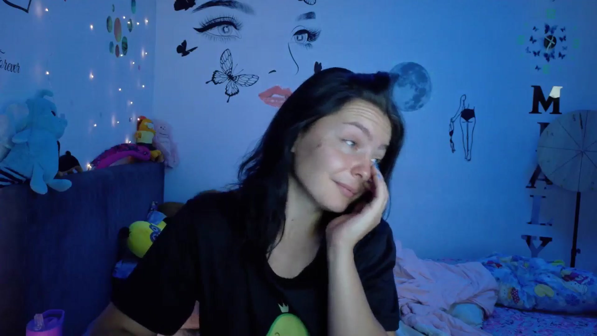 Gallery image thumbnail from YreneA's myfreecams stream on, 07/31/2025, 04:45 image 3 of 20