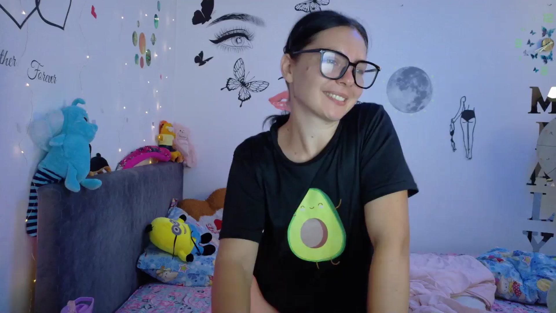 Gallery image thumbnail from YreneA's myfreecams stream on, 07/31/2025, 04:45 image 20 of 20