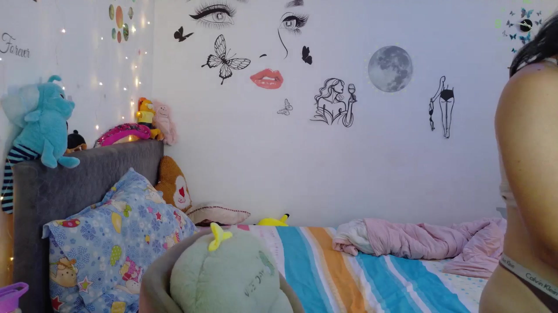 Gallery image thumbnail from YreneA's myfreecams stream on, 08/02/2025, 07:05 image 16 of 20