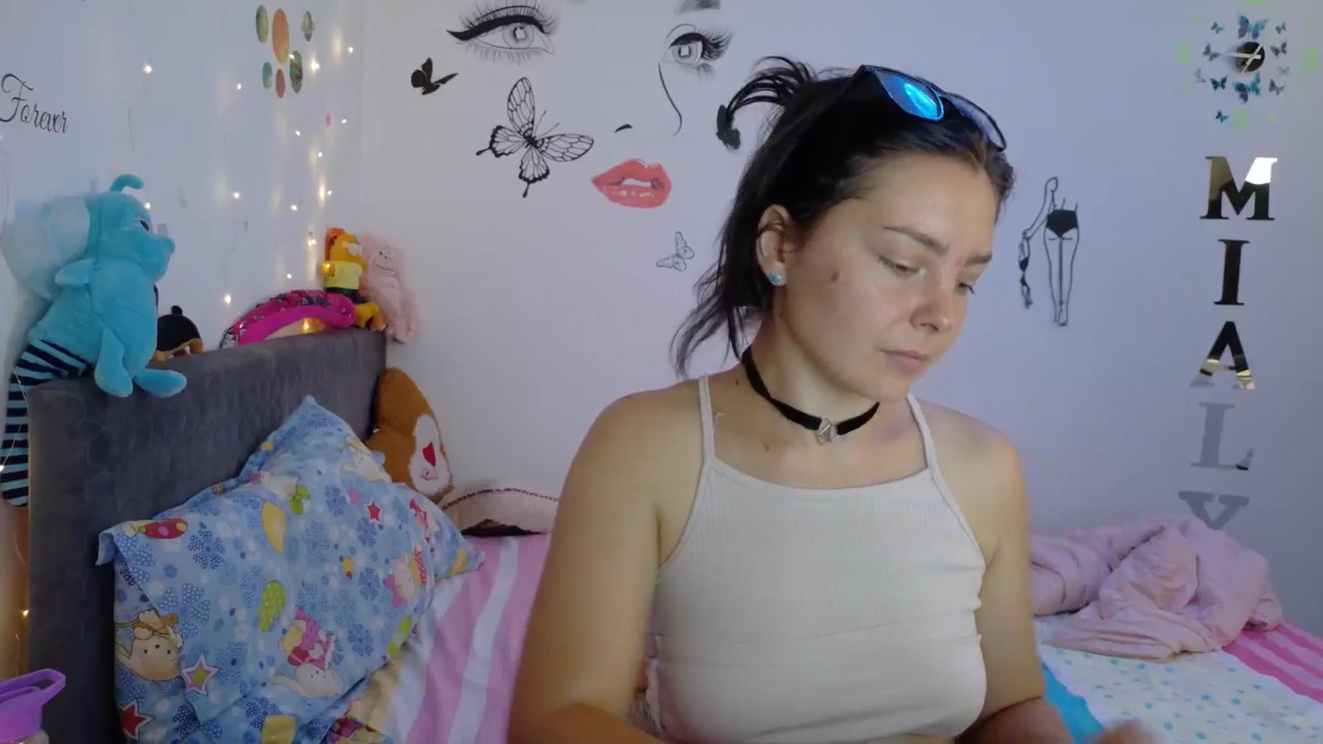 Gallery image thumbnail from YreneA's myfreecams stream on, 08/02/2025, 07:05 image 14 of 20