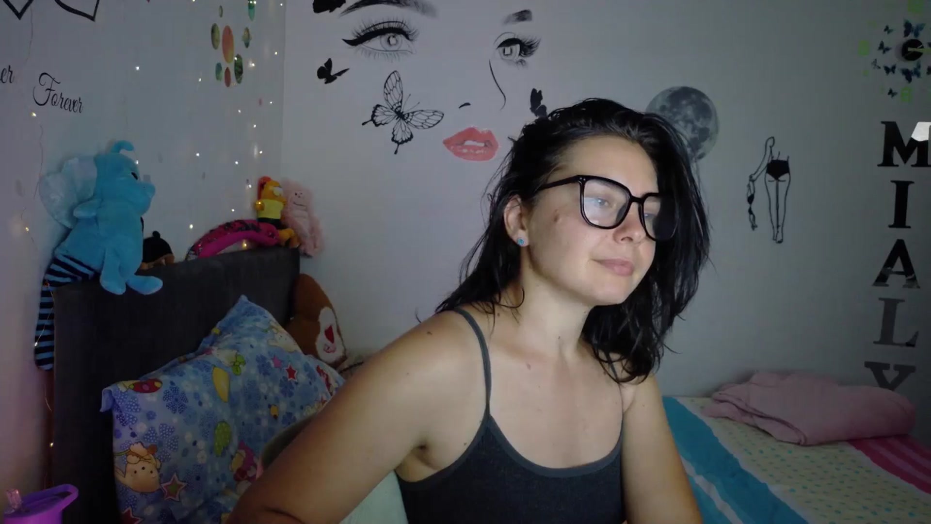 Gallery image thumbnail from YreneA's myfreecams stream on, 08/02/2025, 12:58 image 2 of 20
