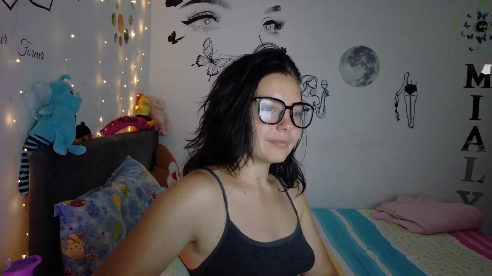 Gallery image thumbnail from YreneA's myfreecams stream on, 08/02/2025, 12:58 image 1 of 20