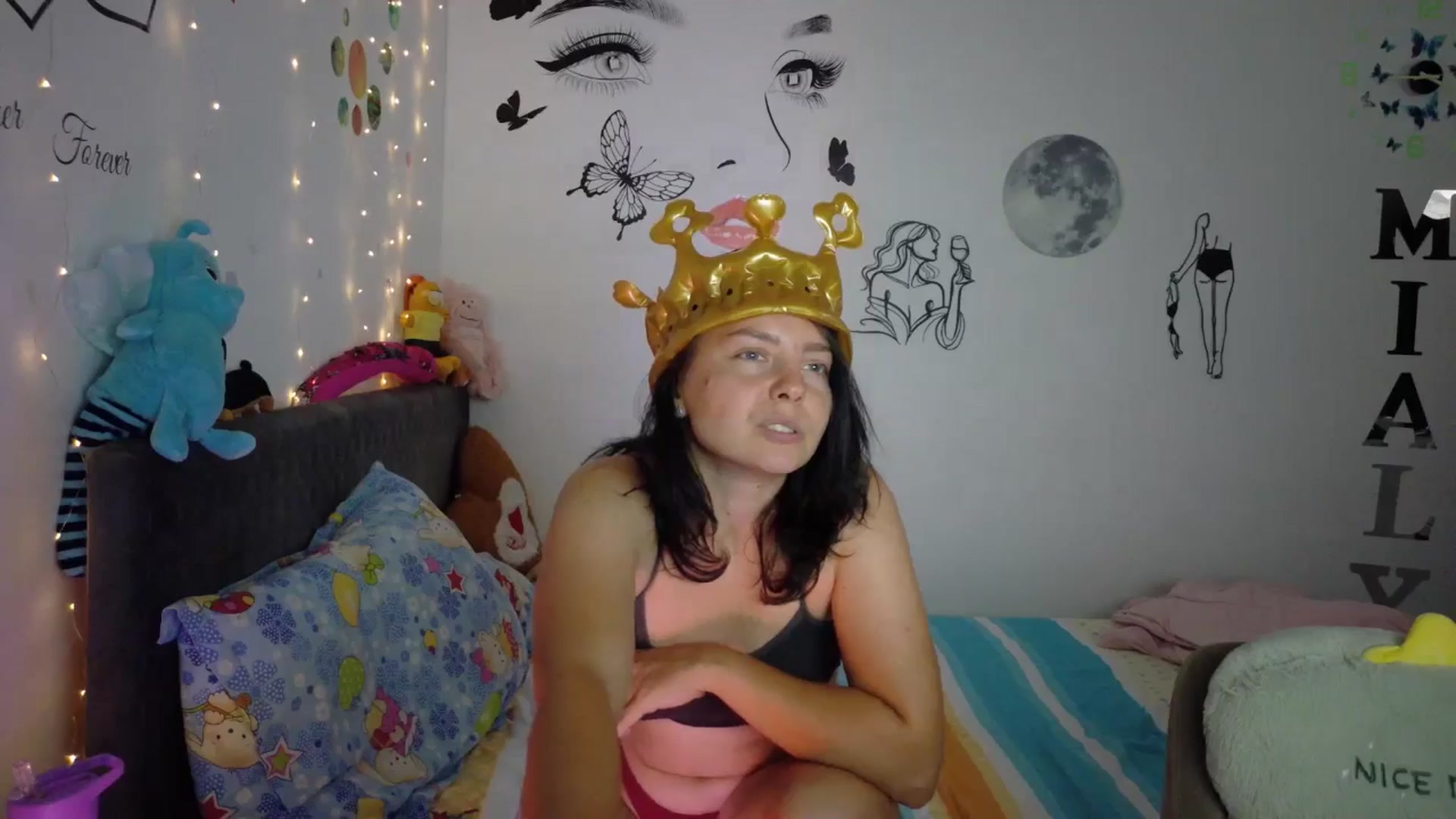 Gallery image thumbnail from YreneA's myfreecams stream on, 08/02/2025, 12:58 image 15 of 20