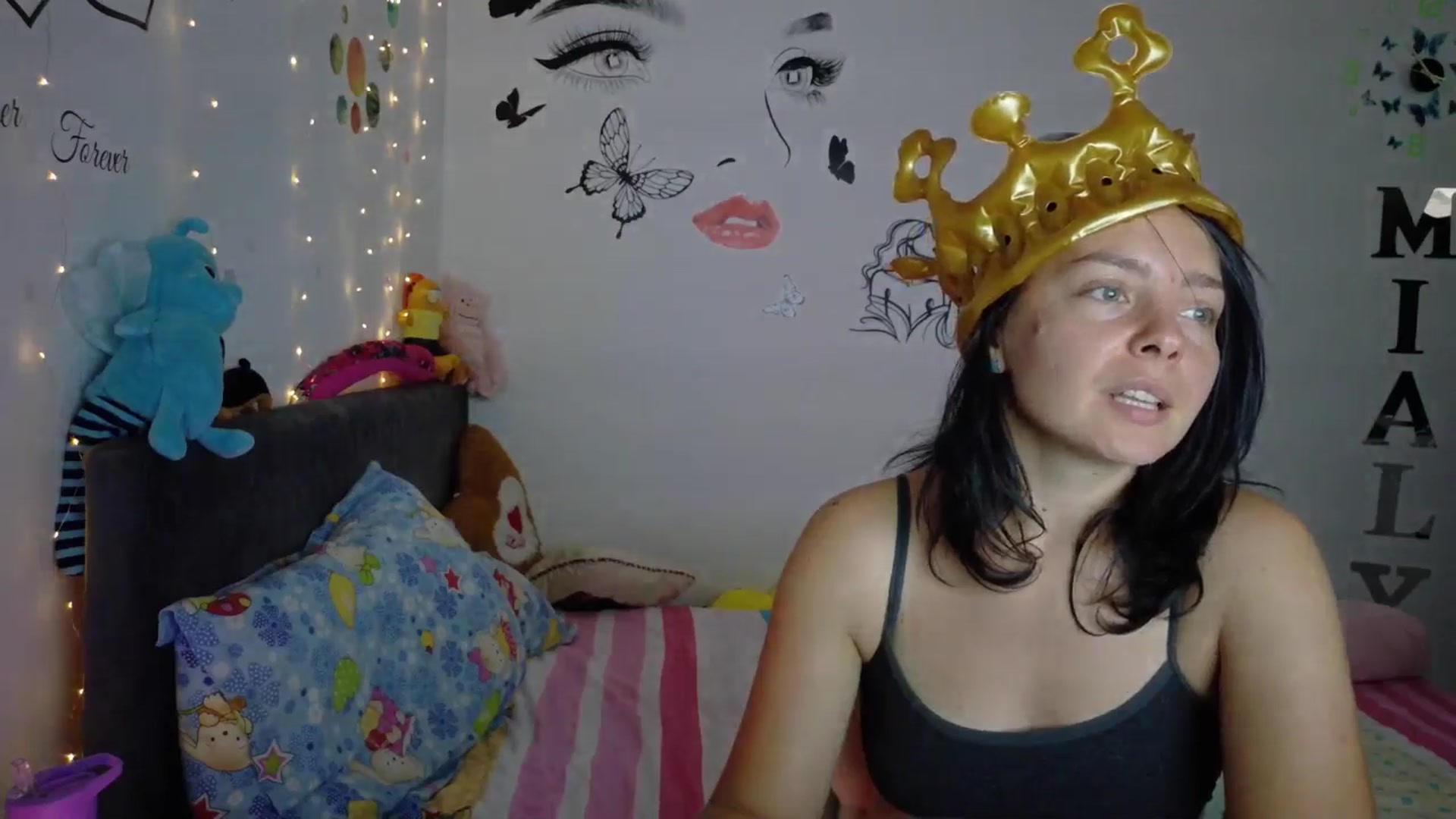 Gallery image thumbnail from YreneA's myfreecams stream on, 08/02/2025, 12:58 image 19 of 20