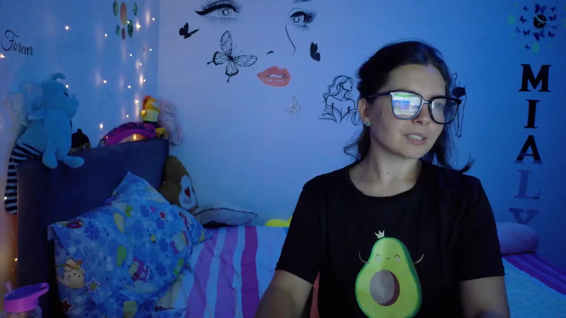 Gallery image thumbnail from YreneA's myfreecams stream on, 08/02/2025, 19:27 image 17 of 20