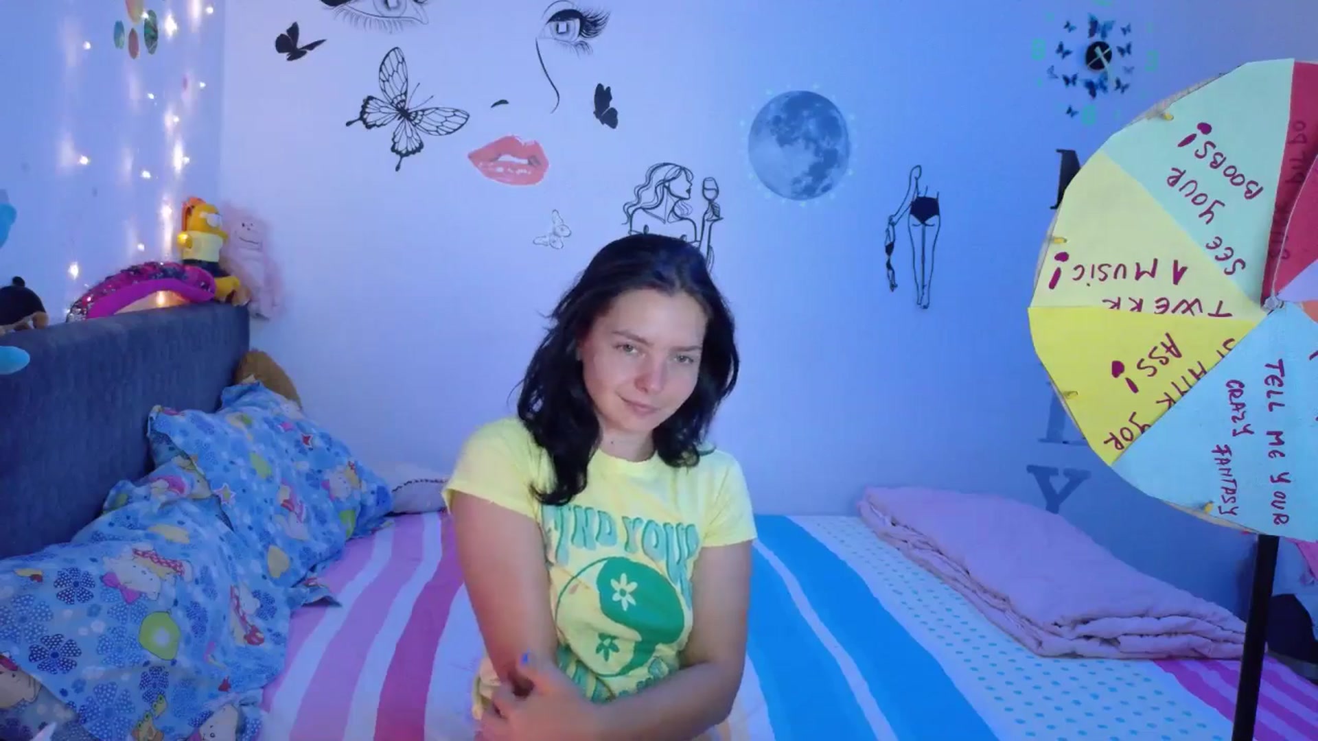 Gallery image thumbnail from YreneA's myfreecams stream on, 08/03/2025, 14:00 image 12 of 20
