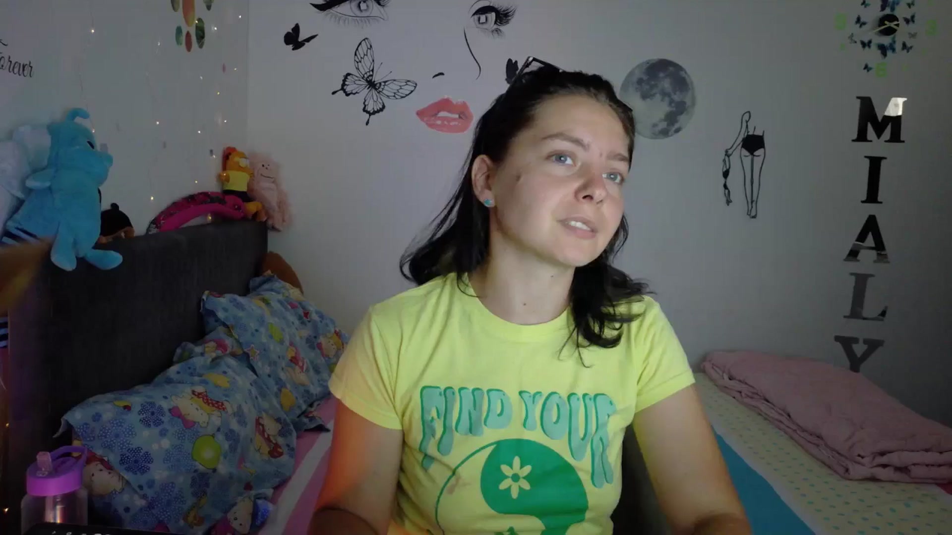 Gallery image thumbnail from YreneA's myfreecams stream on, 08/03/2025, 14:00 image 1 of 20