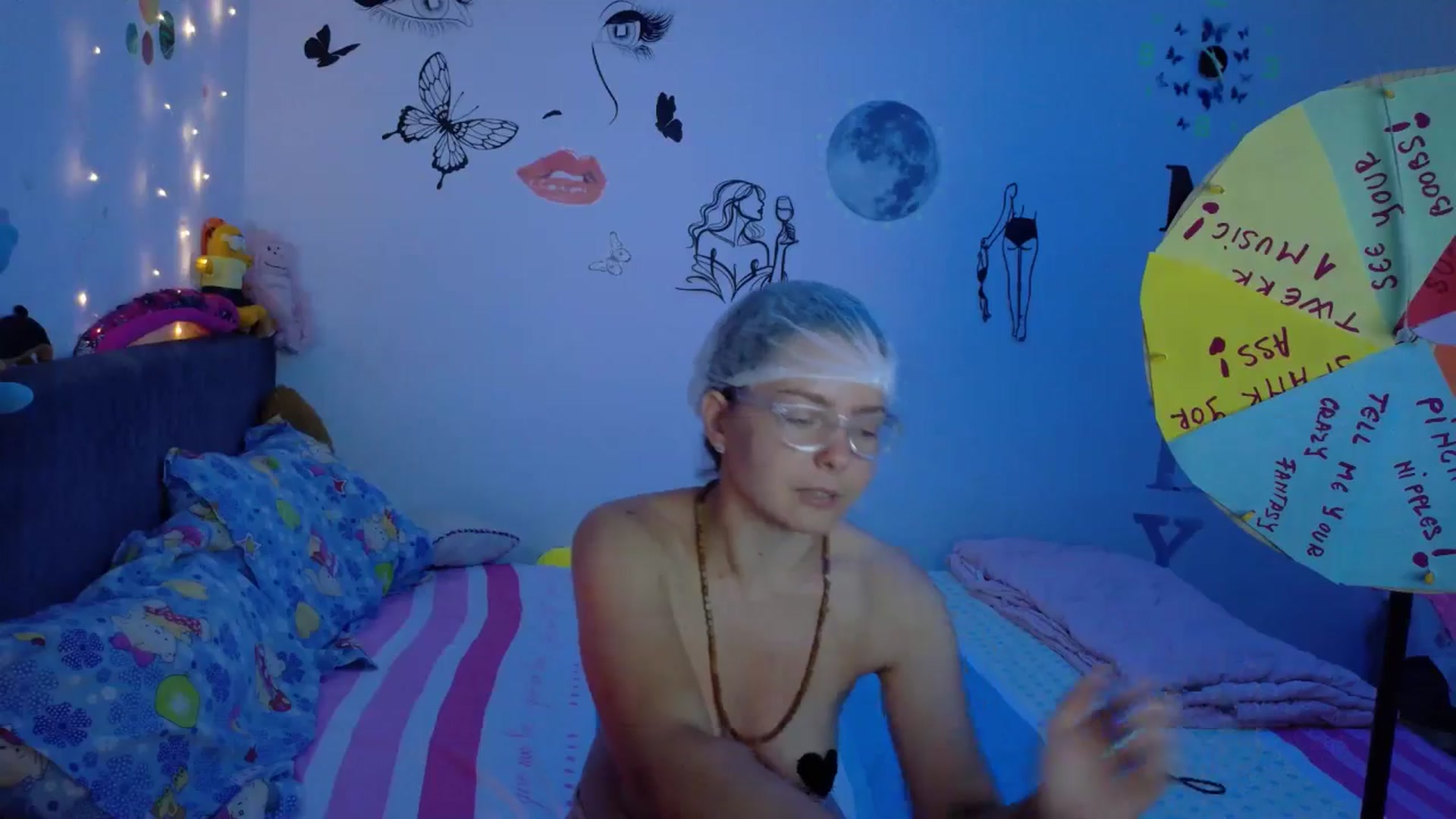 Gallery image thumbnail from YreneA's myfreecams stream on, 08/03/2025, 14:00 image 19 of 20