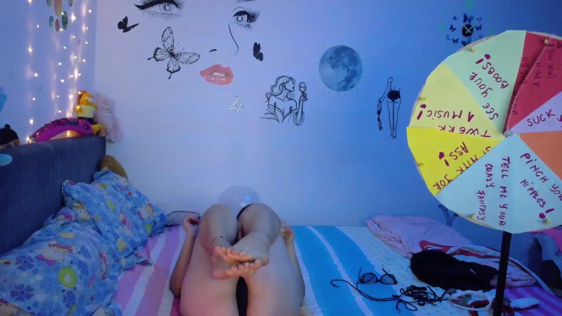 Gallery image thumbnail from YreneA's myfreecams stream on, 08/03/2025, 19:17 image 13 of 20