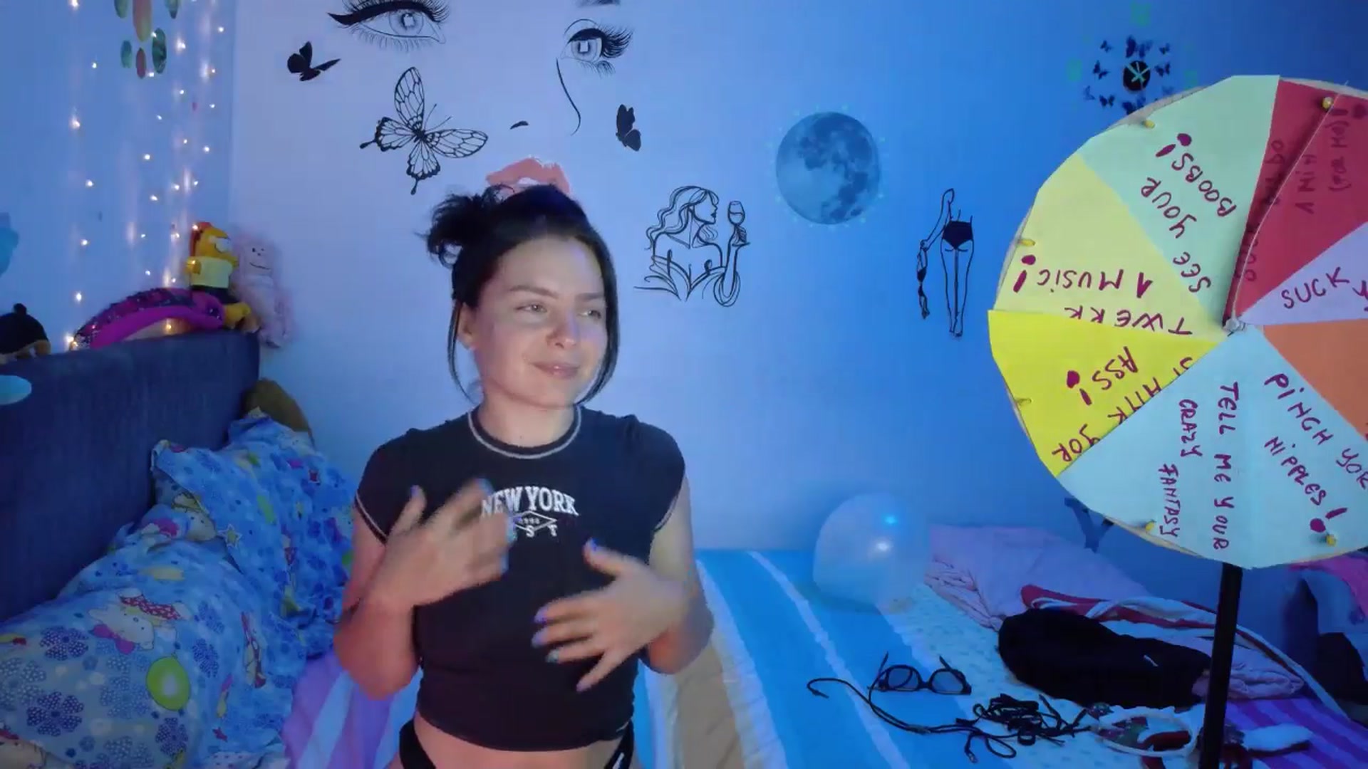 Gallery image thumbnail from YreneA's myfreecams stream on, 08/03/2025, 19:17 image 14 of 20