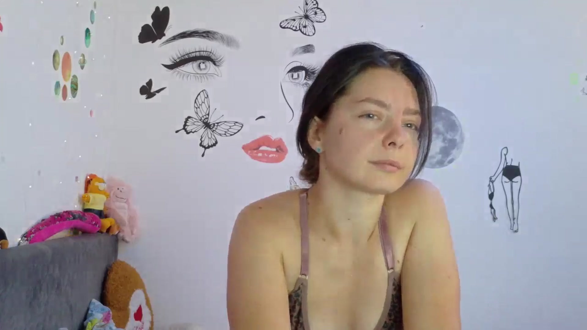 Gallery image thumbnail from YreneA's myfreecams stream on, 08/04/2025, 07:05 image 13 of 20