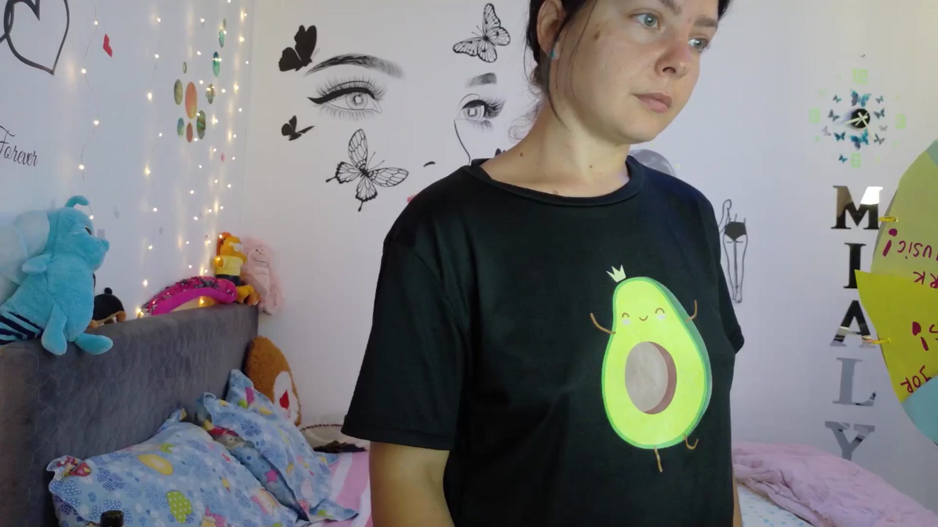 Gallery image thumbnail from YreneA's myfreecams stream on, 08/04/2025, 07:05 image 1 of 20
