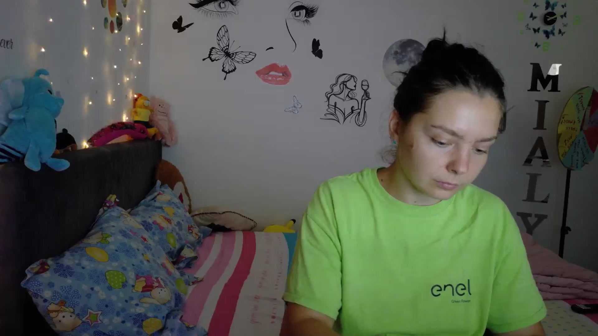 Gallery image thumbnail from YreneA's myfreecams stream on, 08/04/2025, 11:26 image 11 of 20