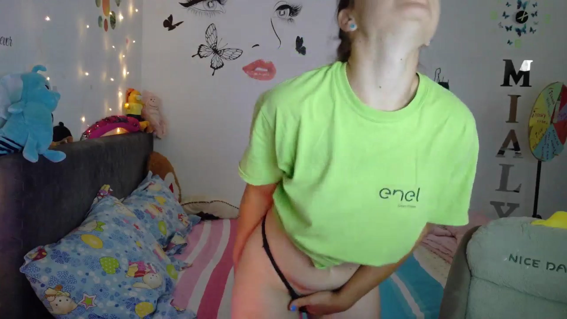 Gallery image thumbnail from YreneA's myfreecams stream on, 08/04/2025, 11:26 image 6 of 20