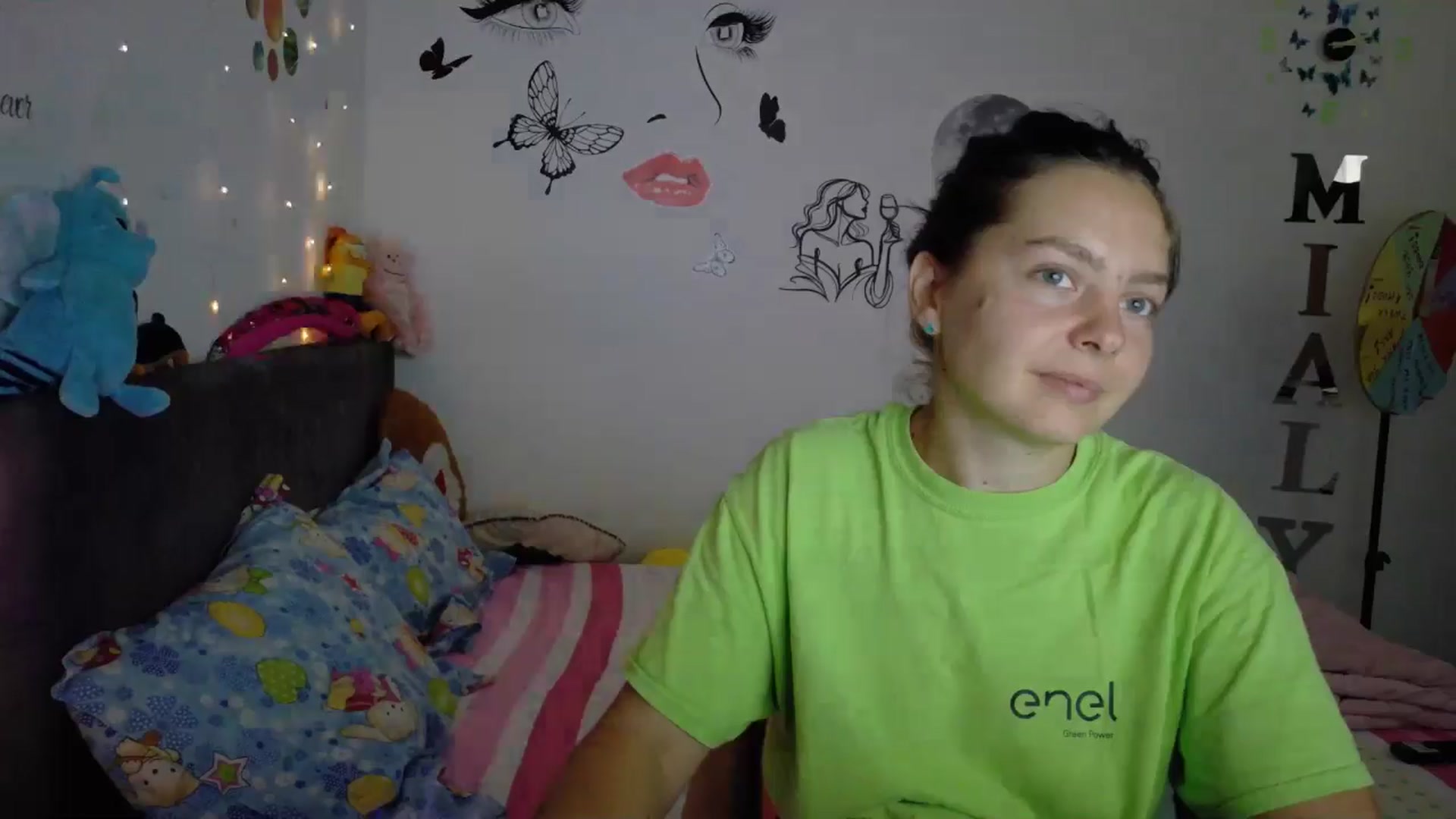 Gallery image thumbnail from YreneA's myfreecams stream on, 08/04/2025, 11:26 image 14 of 20