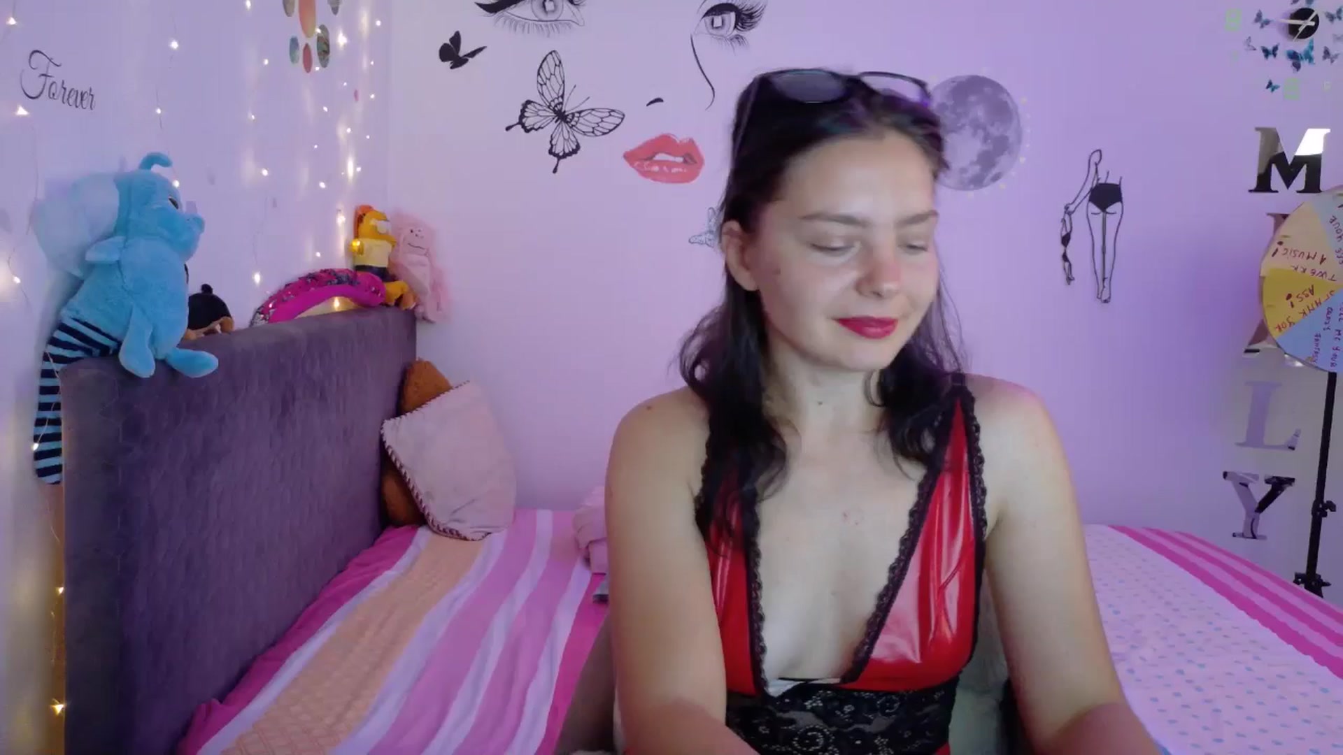 Gallery image thumbnail from YreneA's myfreecams stream on, 08/06/2025, 07:02 image 13 of 20