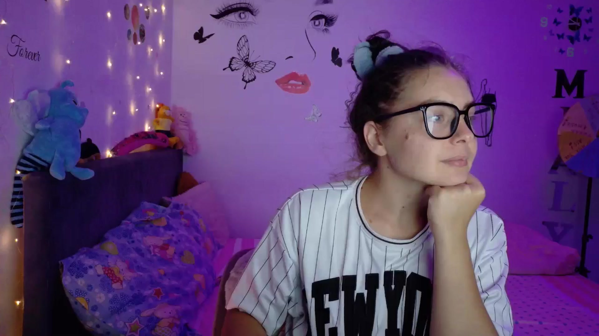 Gallery image thumbnail from YreneA's myfreecams stream on, 08/07/2025, 19:35 image 1 of 20
