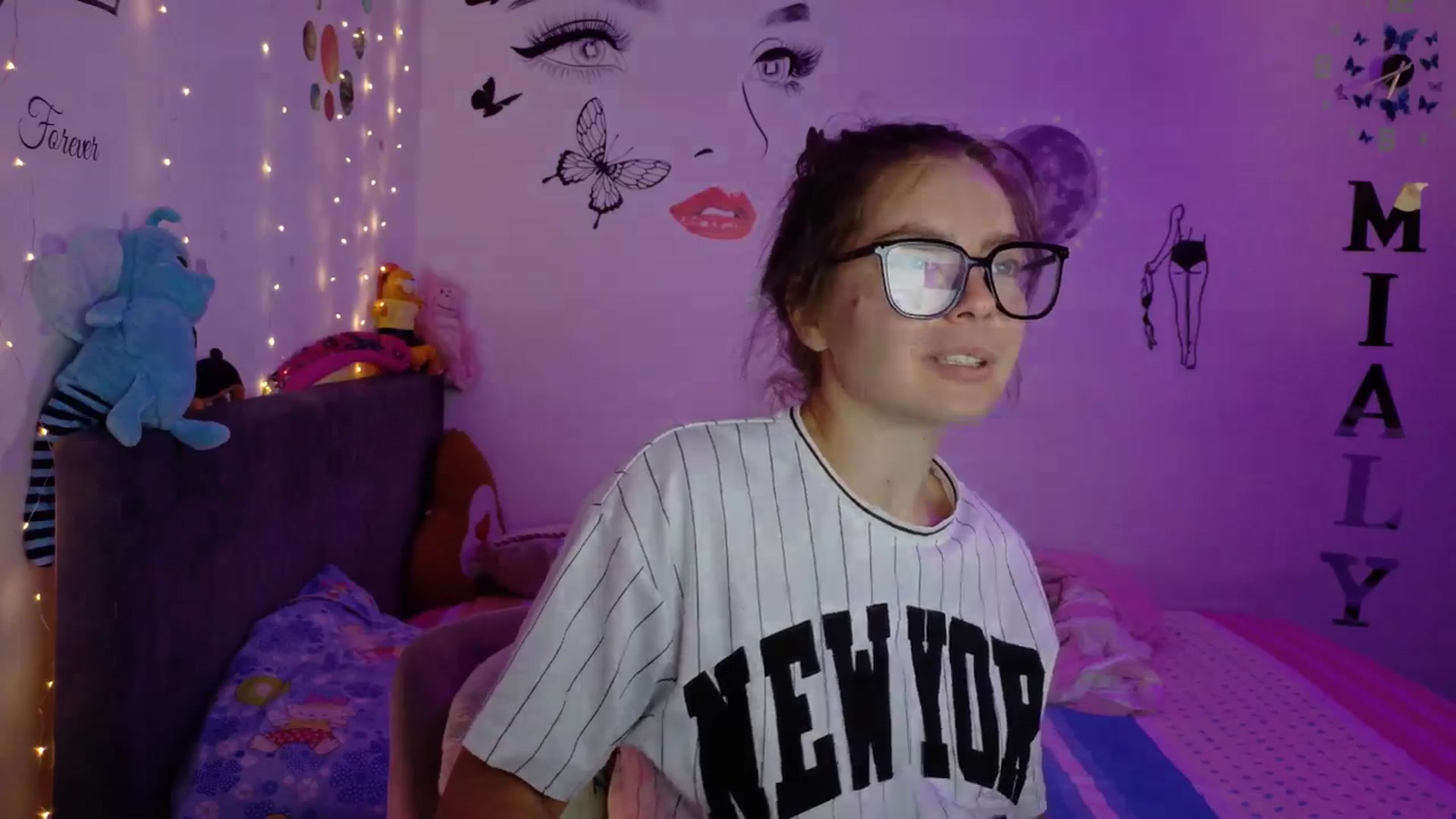 Gallery image thumbnail from YreneA's myfreecams stream on, 08/08/2025, 05:02 image 4 of 20