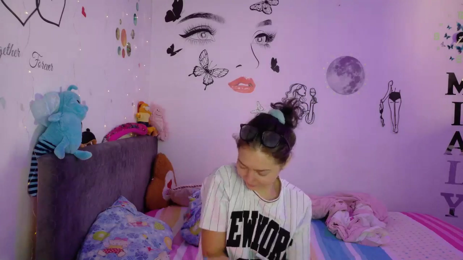 Gallery image thumbnail from YreneA's myfreecams stream on, 08/08/2025, 05:02 image 11 of 20