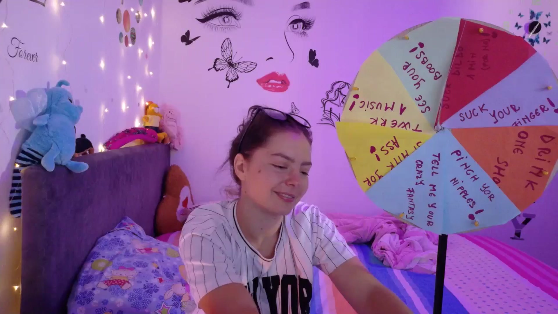 Gallery image thumbnail from YreneA's myfreecams stream on, 08/08/2025, 05:02 image 9 of 20