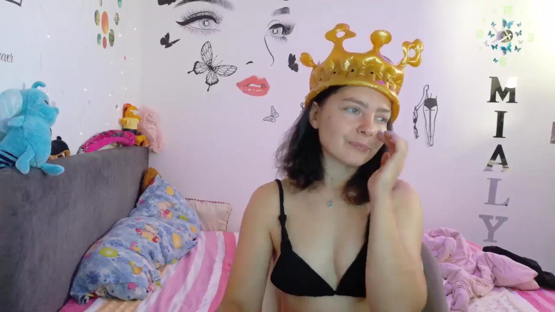 Gallery image thumbnail from YreneA's myfreecams stream on, 08/09/2025, 07:00 image 2 of 20