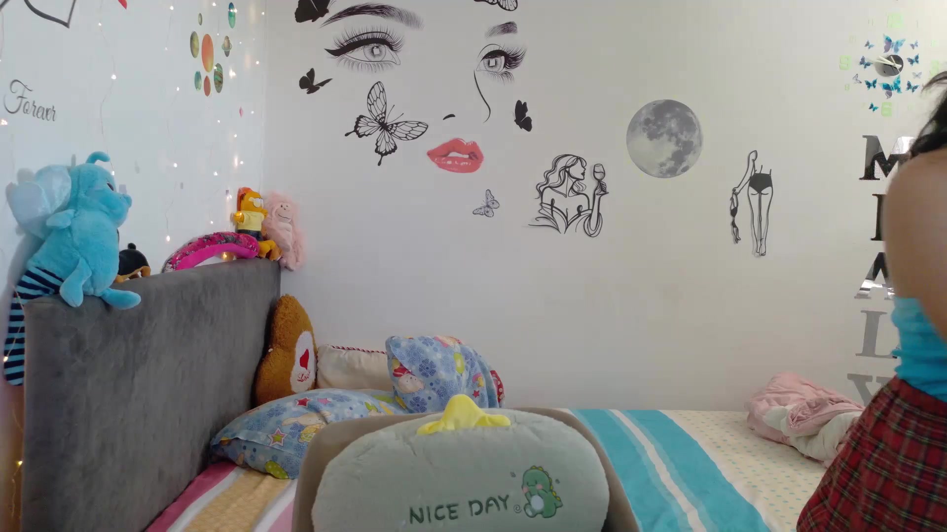 Gallery image thumbnail from YreneA's myfreecams stream on, 08/10/2025, 07:03 image 19 of 20
