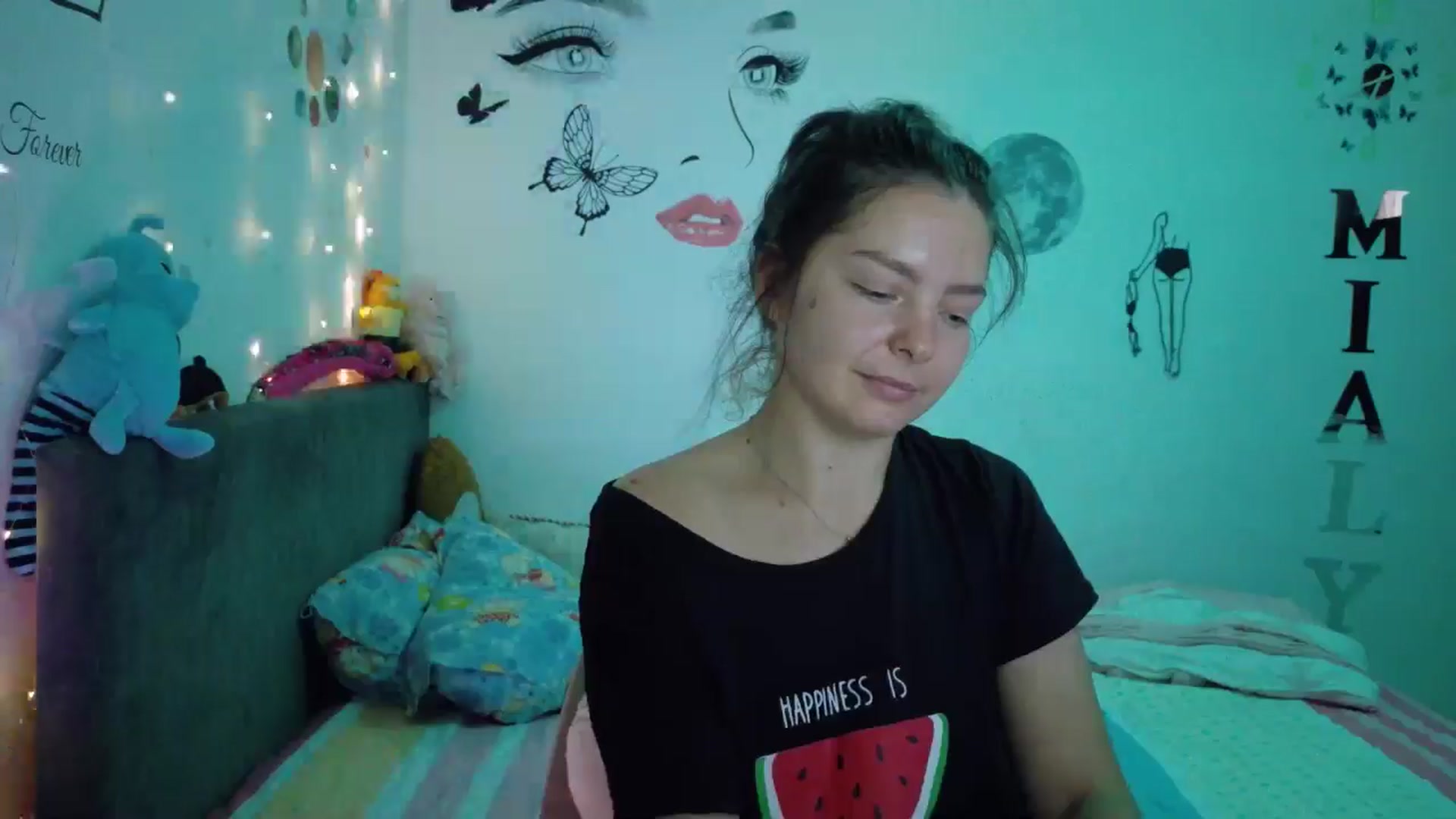 Gallery image thumbnail from YreneA's myfreecams stream on, 08/11/2025, 04:59 image 4 of 20