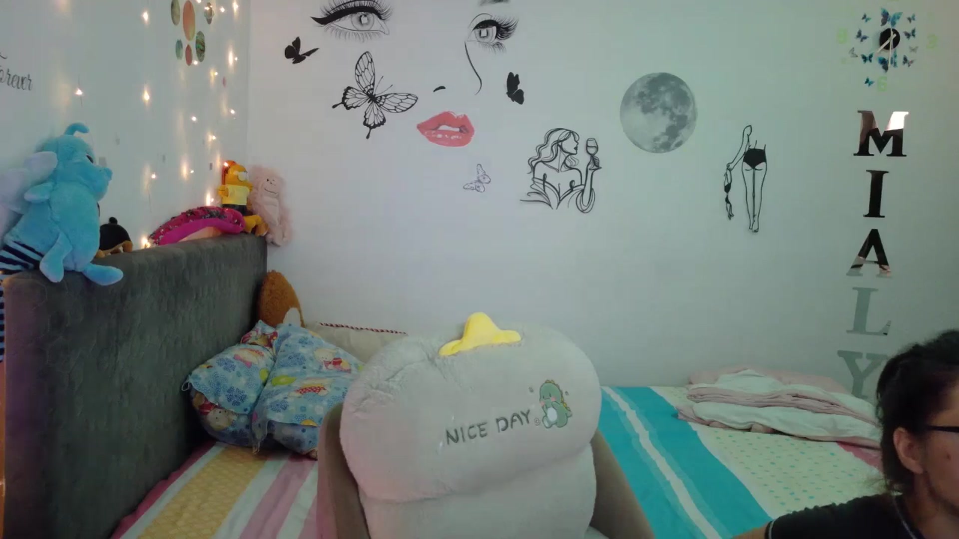 Gallery image thumbnail from YreneA's myfreecams stream on, 08/11/2025, 04:59 image 15 of 20