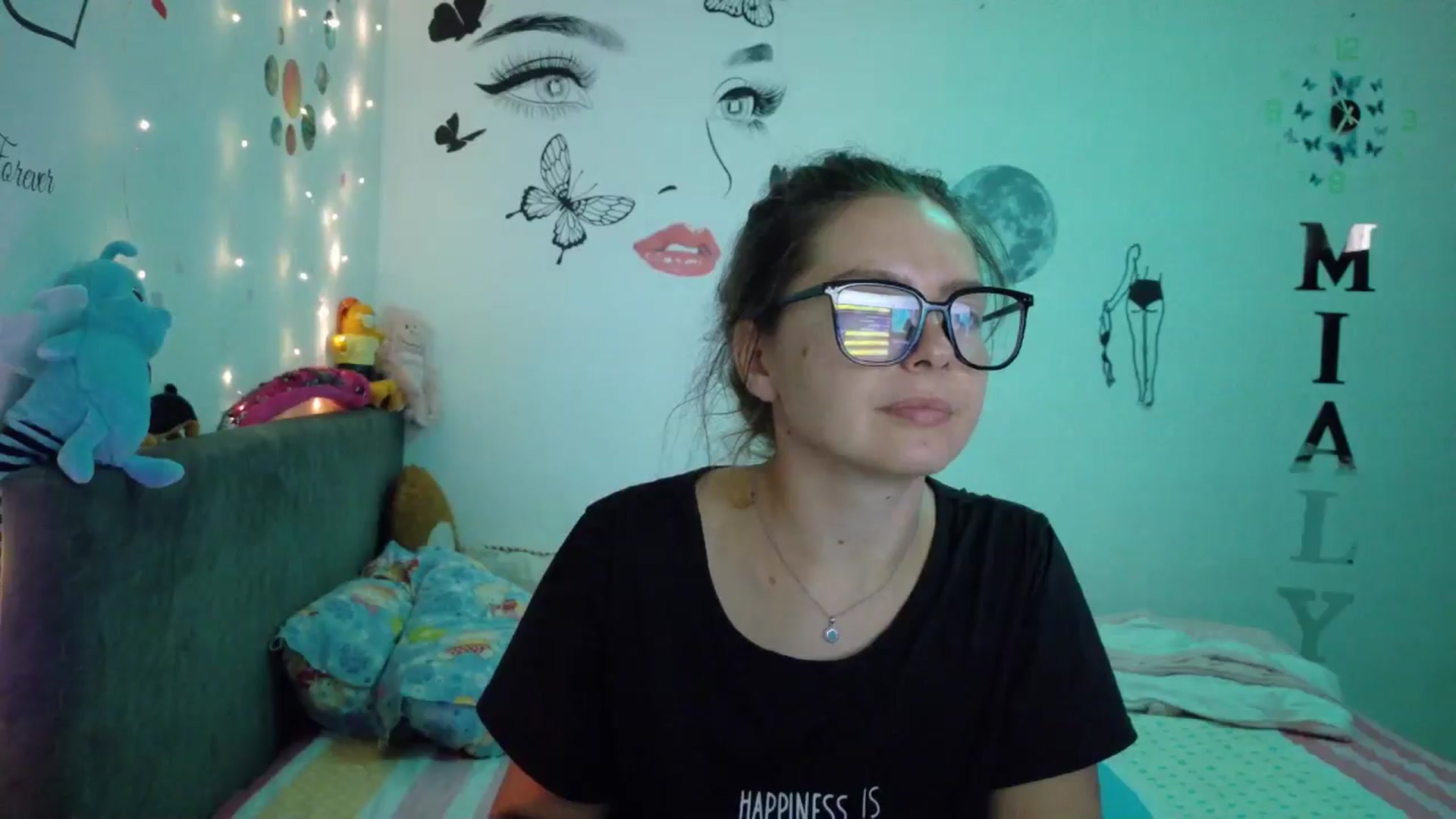 Gallery image thumbnail from YreneA's myfreecams stream on, 08/11/2025, 04:59 image 7 of 20