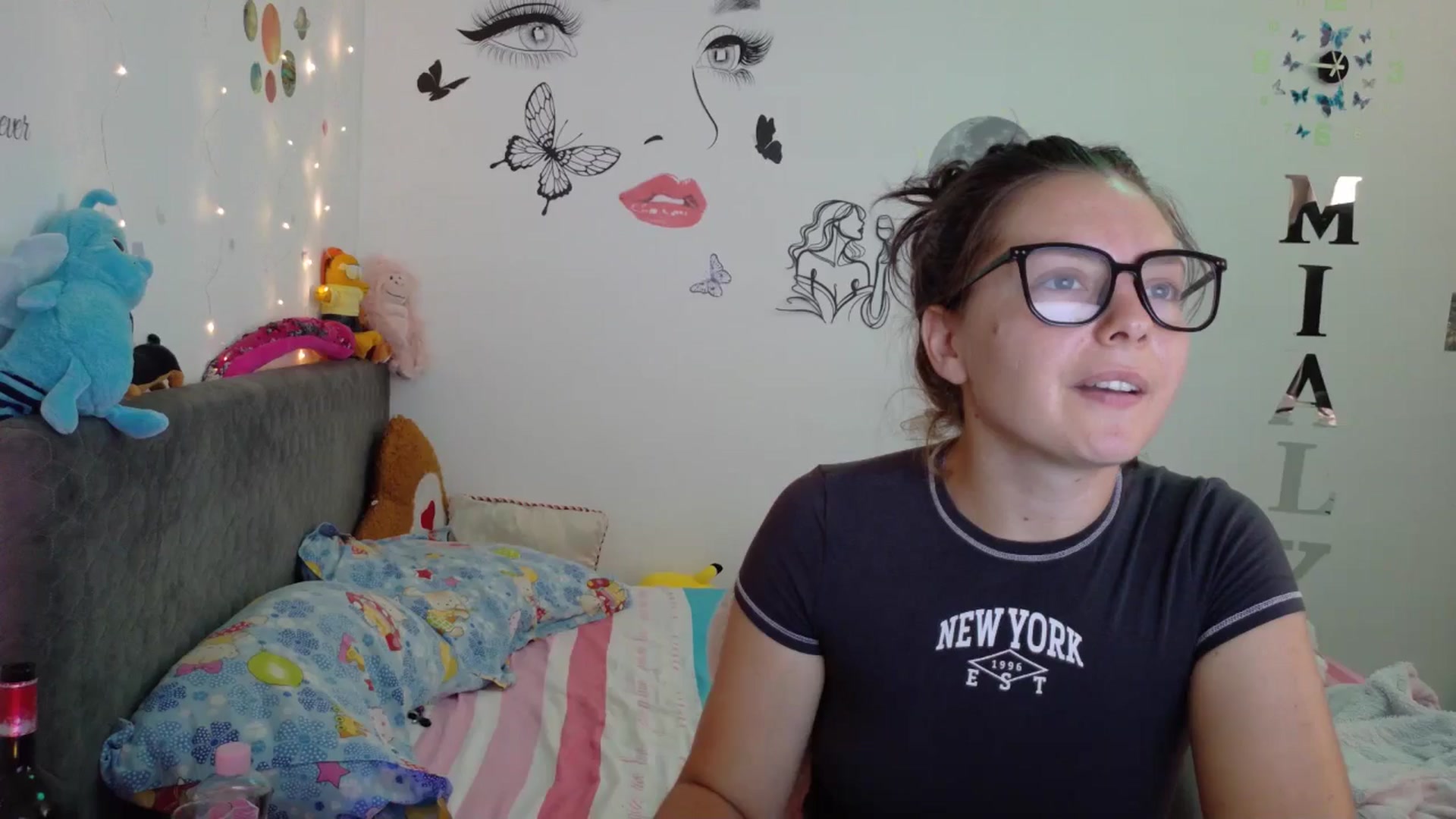Gallery image thumbnail from YreneA's myfreecams stream on, 08/11/2025, 06:16 image 9 of 20