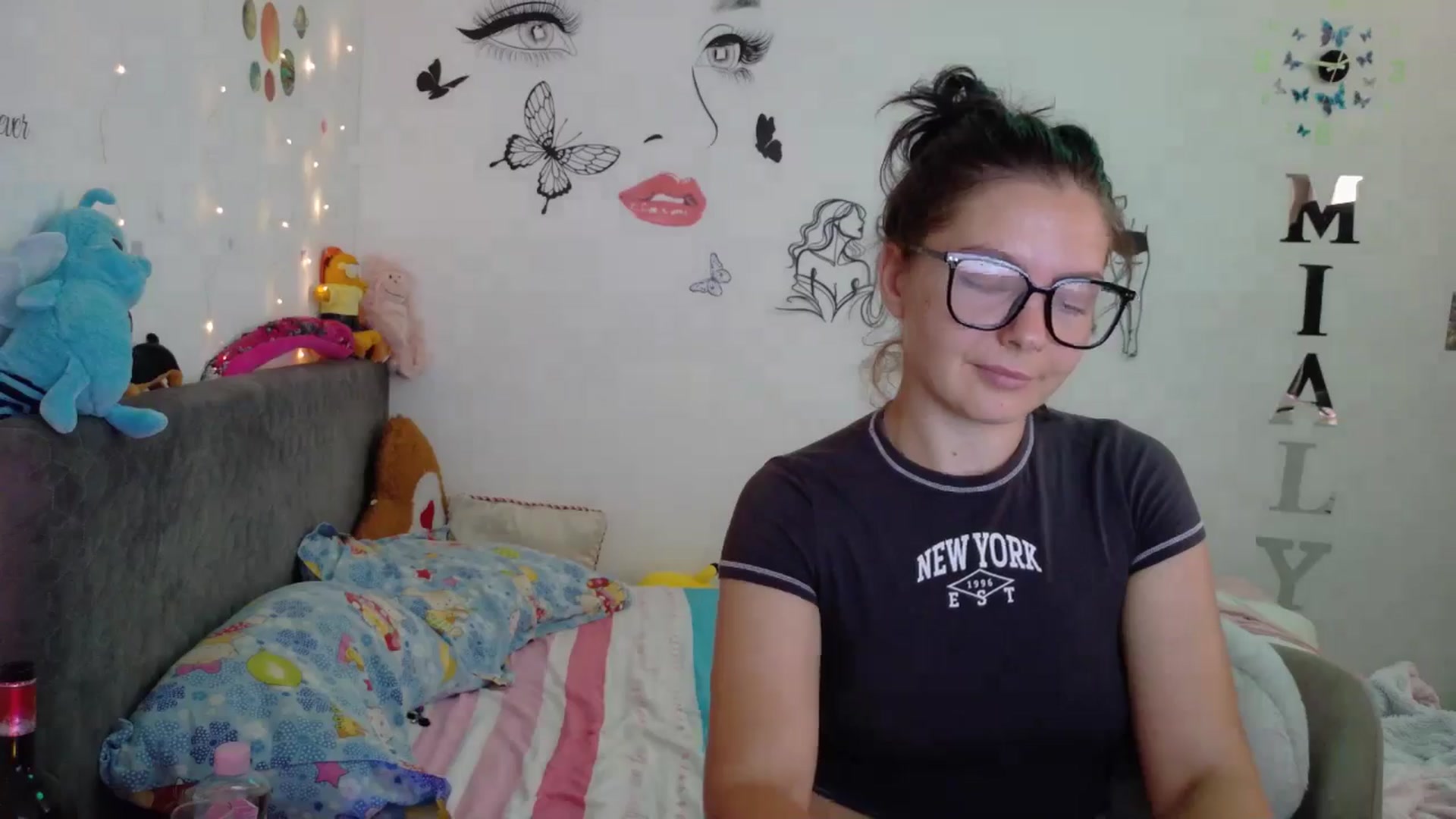 Gallery image thumbnail from YreneA's myfreecams stream on, 08/11/2025, 06:16 image 15 of 20